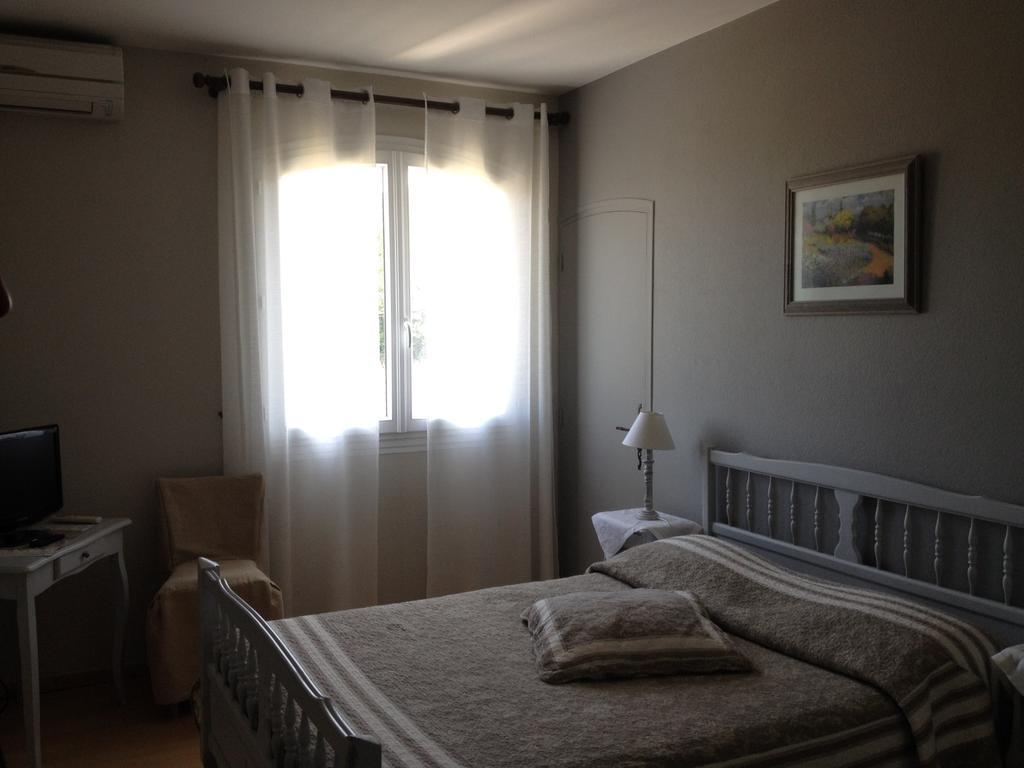 Bed and Breakfast Logis Du Comte Suze-la-Rousse Exterior foto